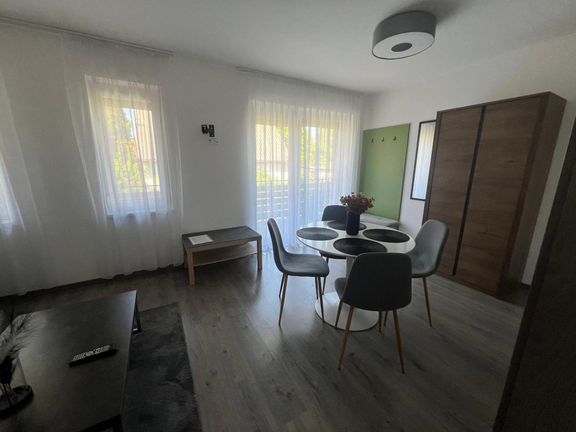 Sophia Apartman Goedoello Esterno foto