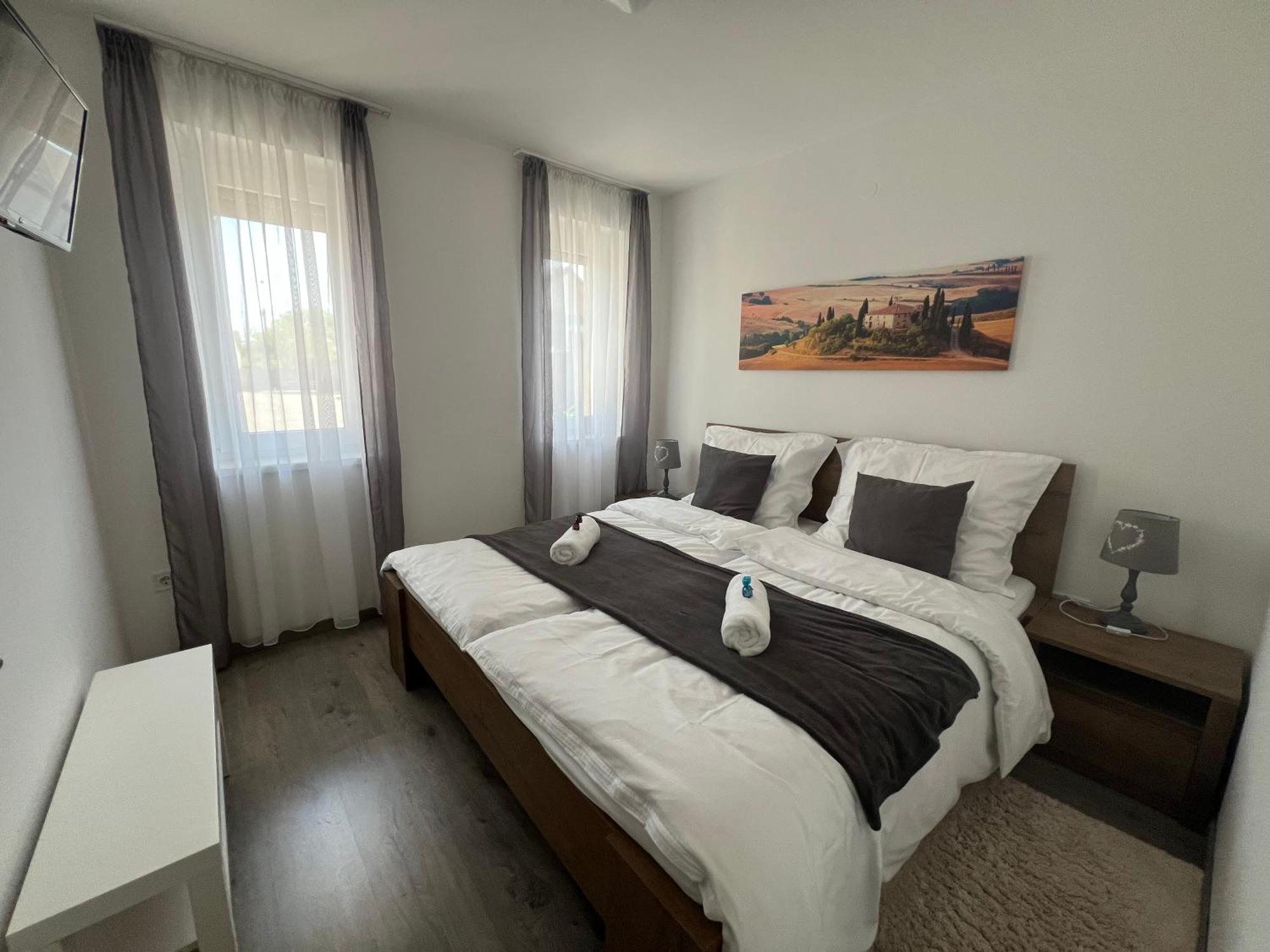 Sophia Apartman Goedoello Esterno foto